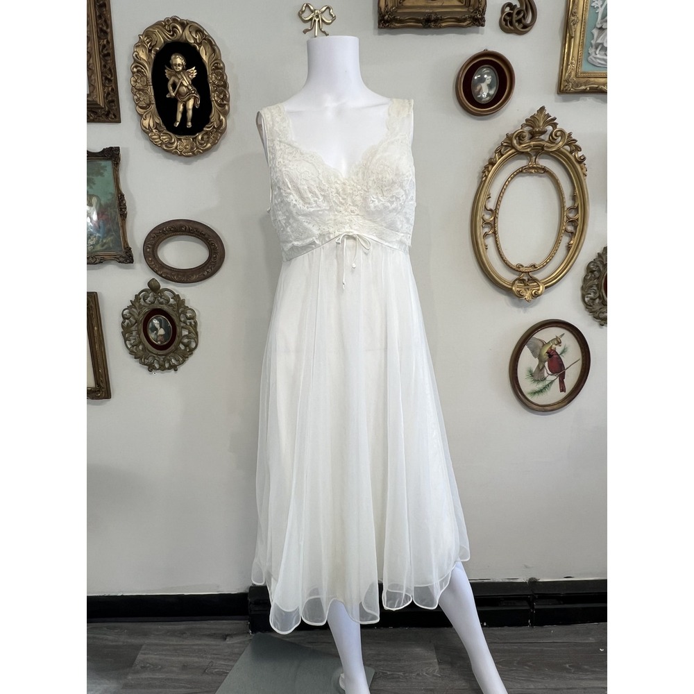 Vintage Van Raalte Ivory White Lace Trim Sheer Nylon Nightgown Slip Dress Sz 34